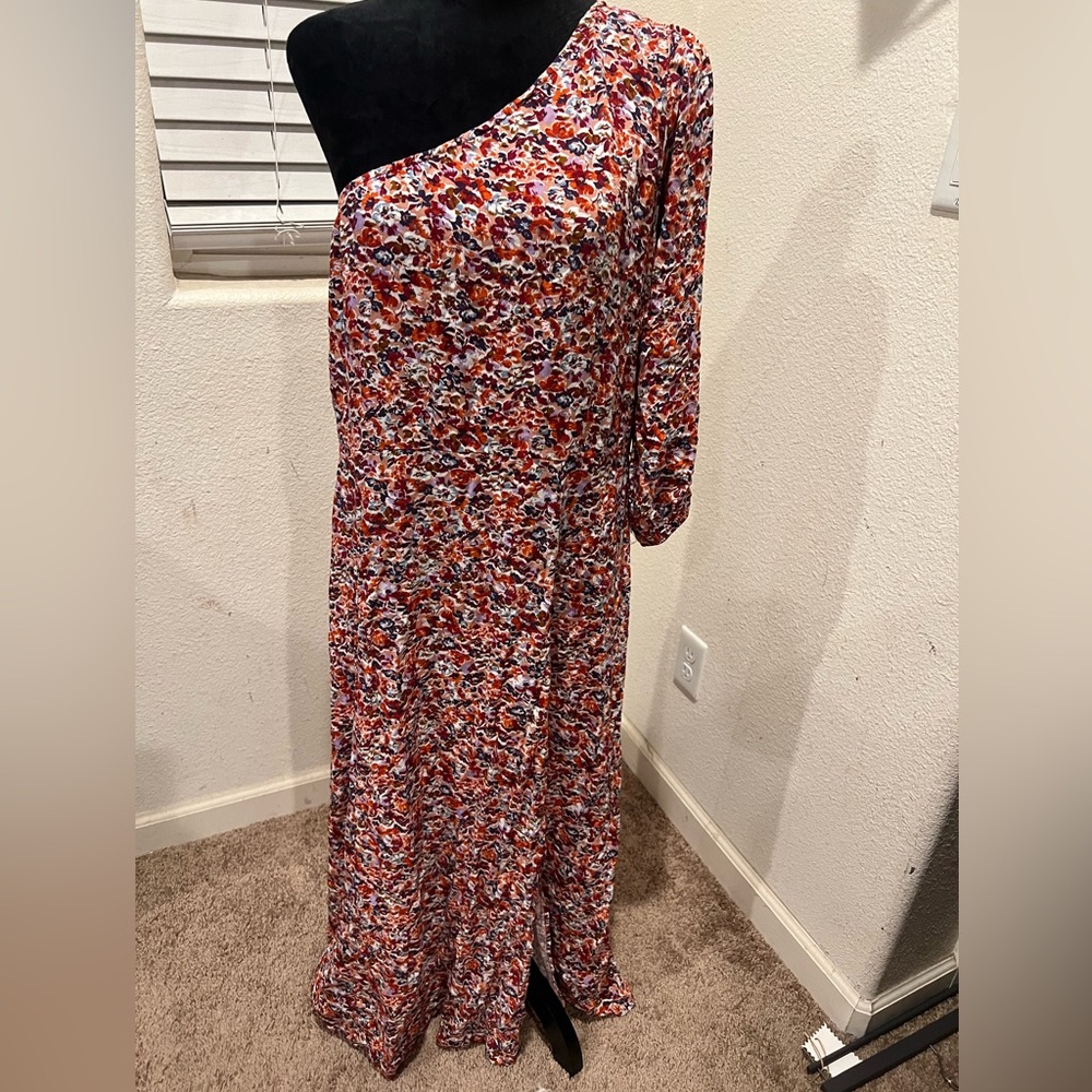 American‎ Eagle One Sleeve Slit Dress